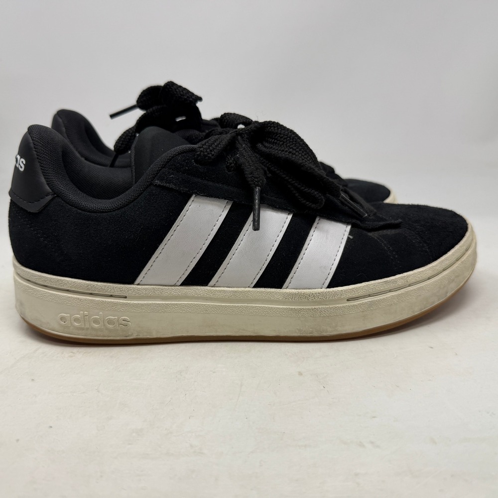 Adidas Sneakers Mens 7 Grand Court TD Black White Gum Suede JR0543 EUC